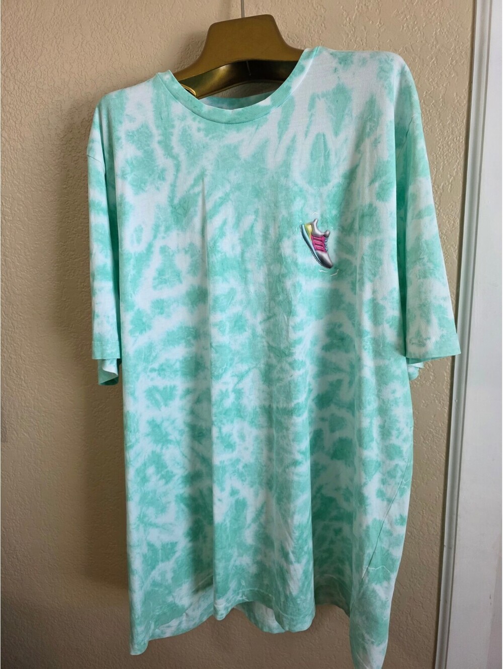 Men's Adidas 2XL Summer Fun Sneaker Graphic T-Shirt Size 2X